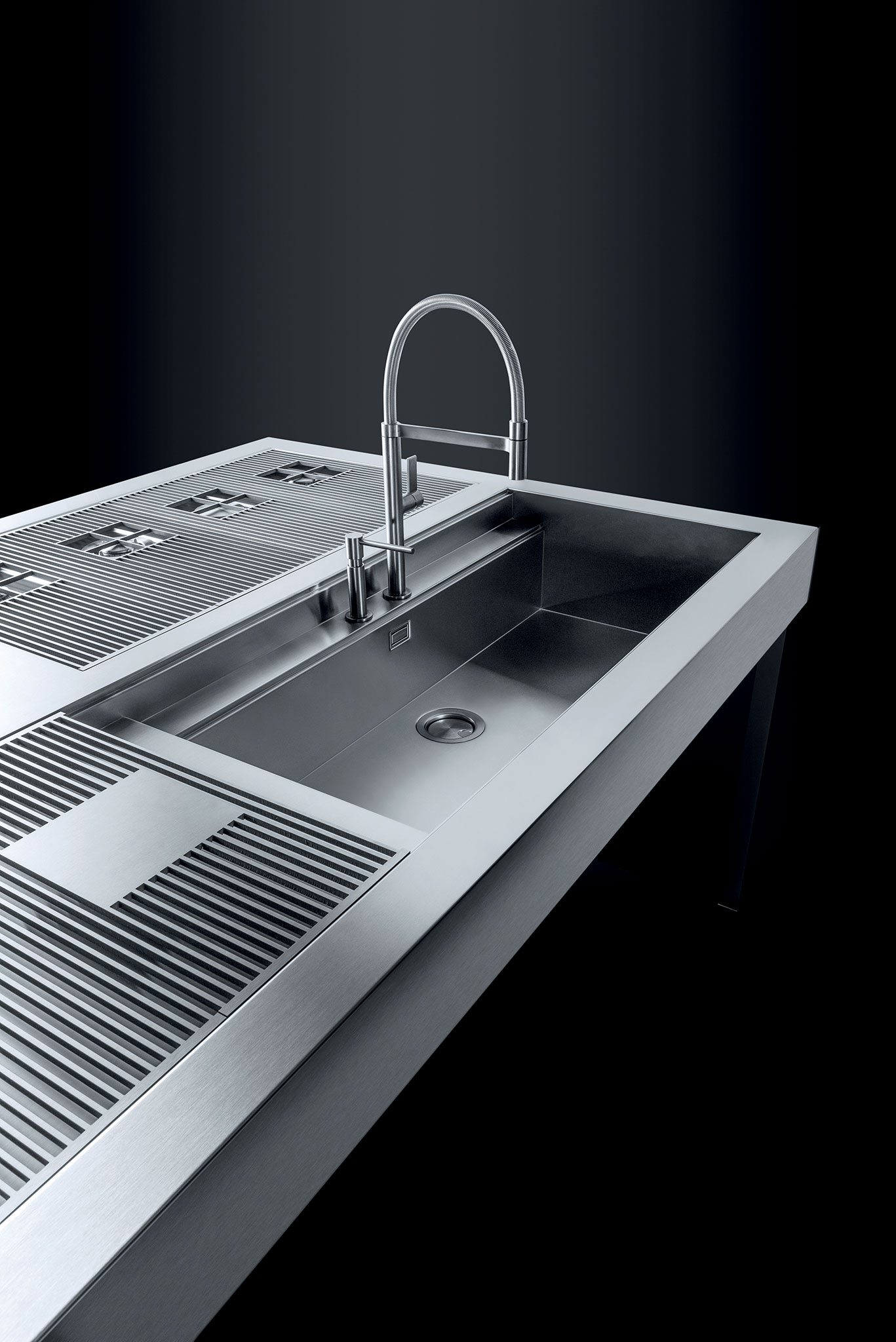 barazza_nerezove pracovne dosky_drezy_baterie_varne panely_zlaby