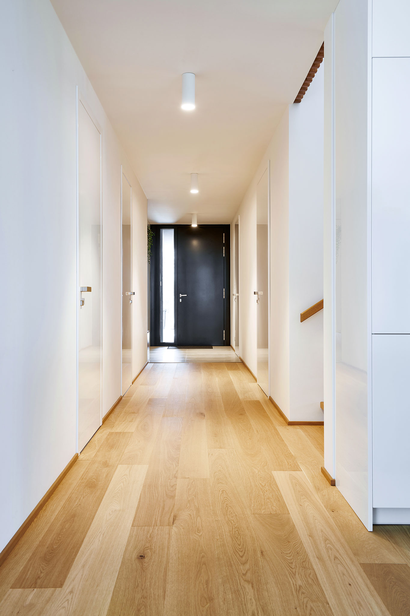 biele lakovane interierove dvere