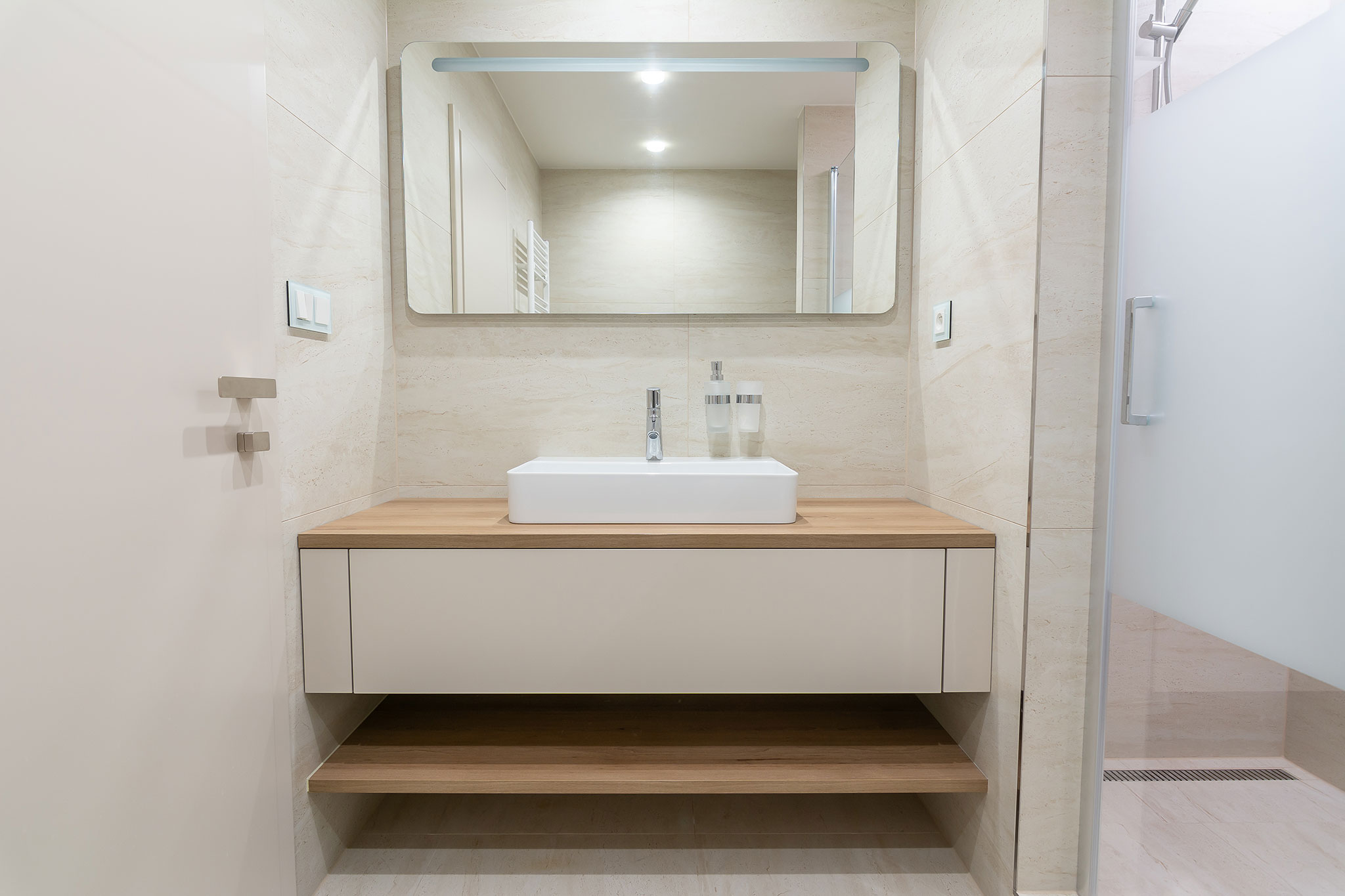 kúpelnový nabytok na mieru hanak