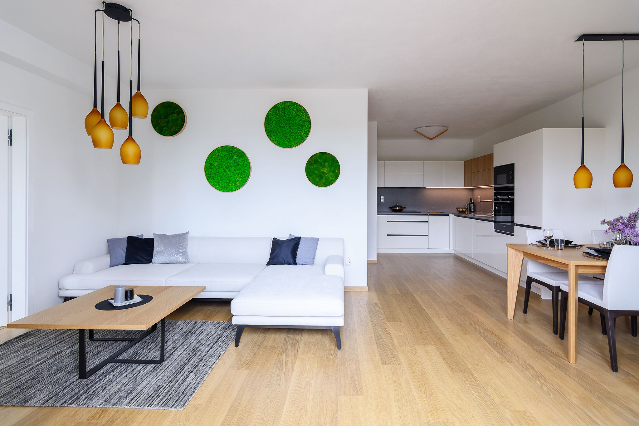 Pozadie slajdu č. 4