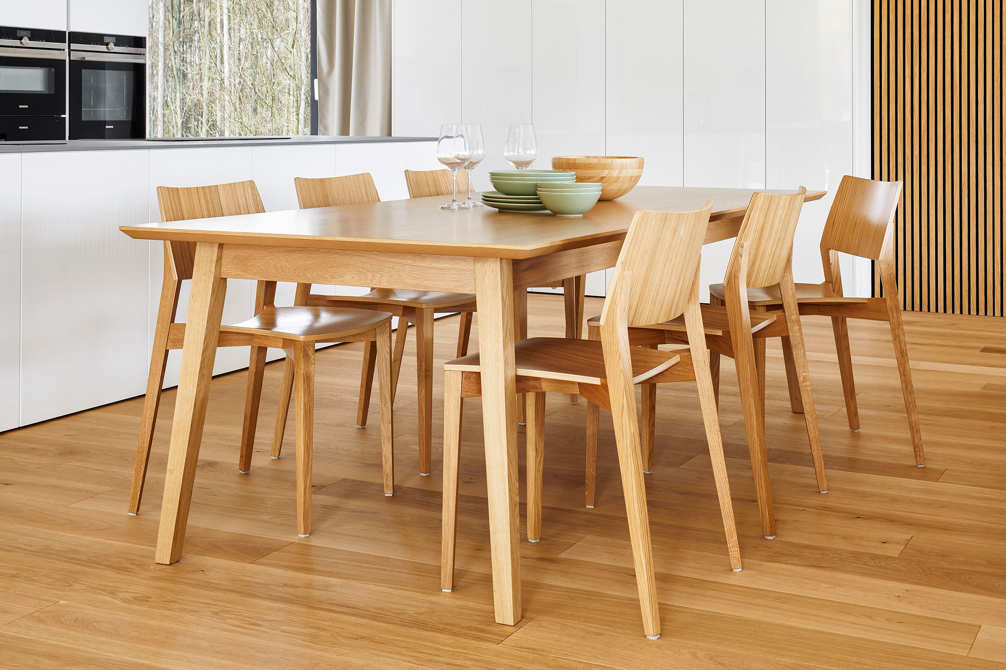 moderny jedalensky stol pre 6 osob_drevene jedalenske stolicky