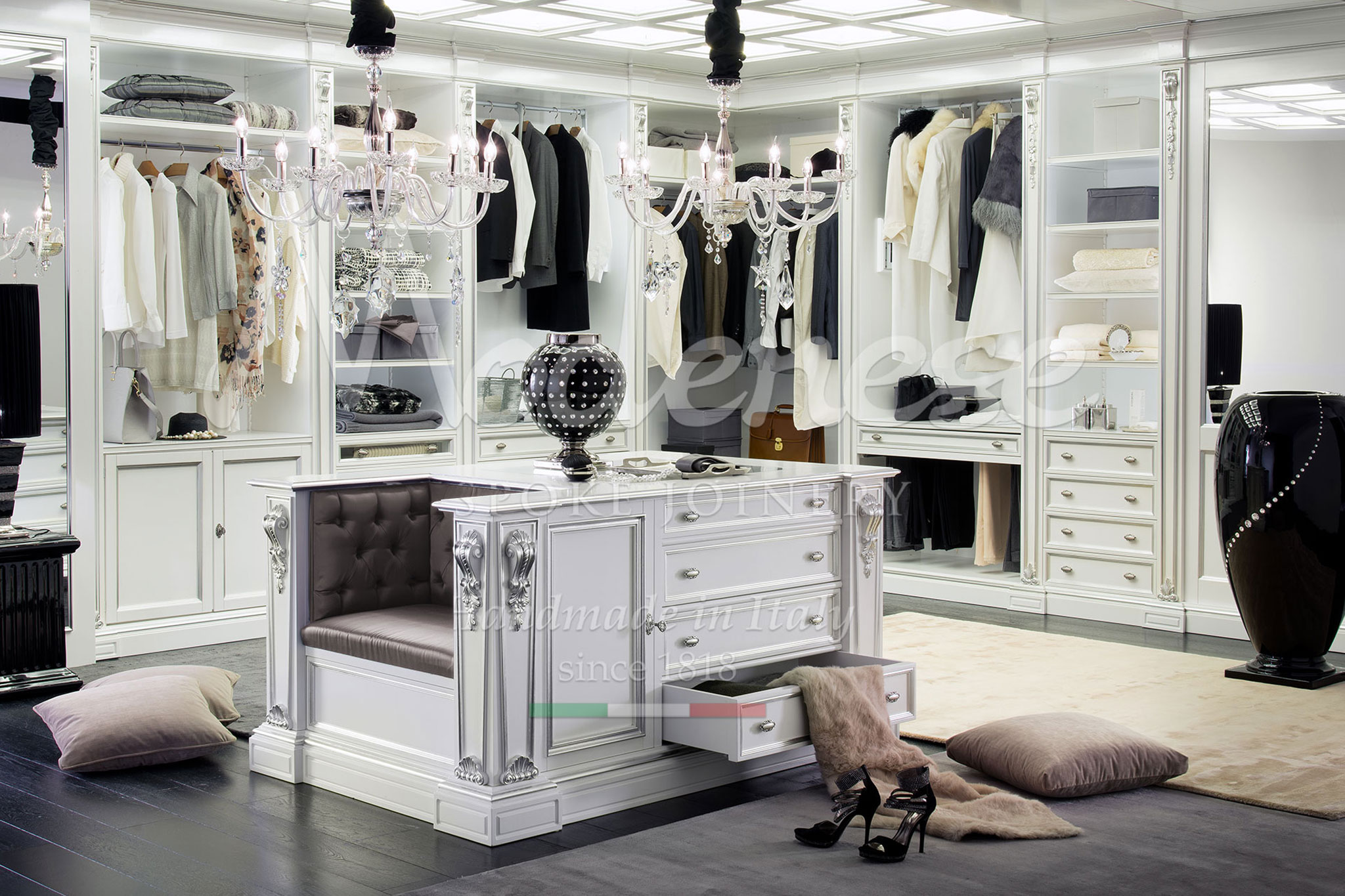 modenese_klasicky_rustikalny_zdobeny_styl_luxusny_taliansky_nabytok