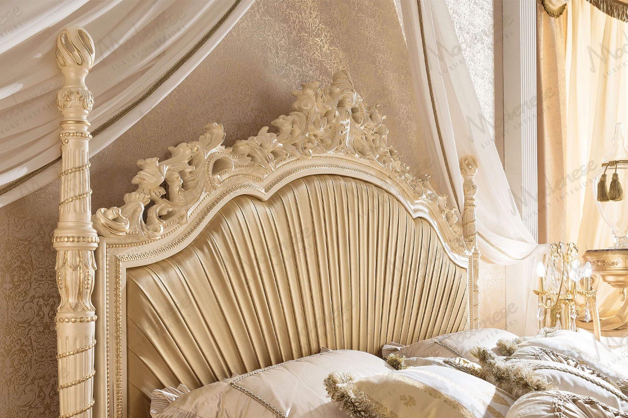 modenese_klasicky_rustikalny_zdobeny_styl_luxusny_taliansky_nabytok