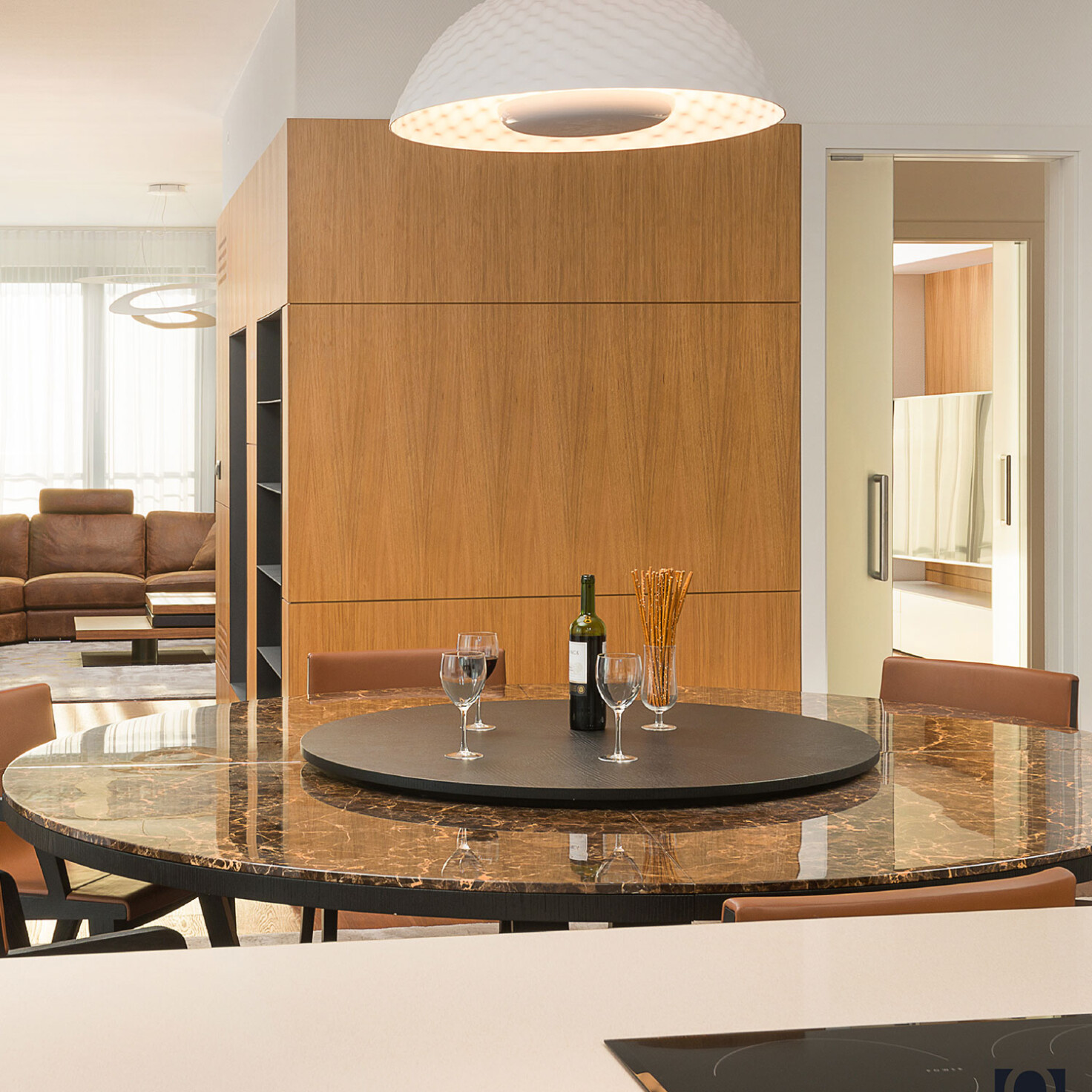 dreveny obklad v sucasnom interieri