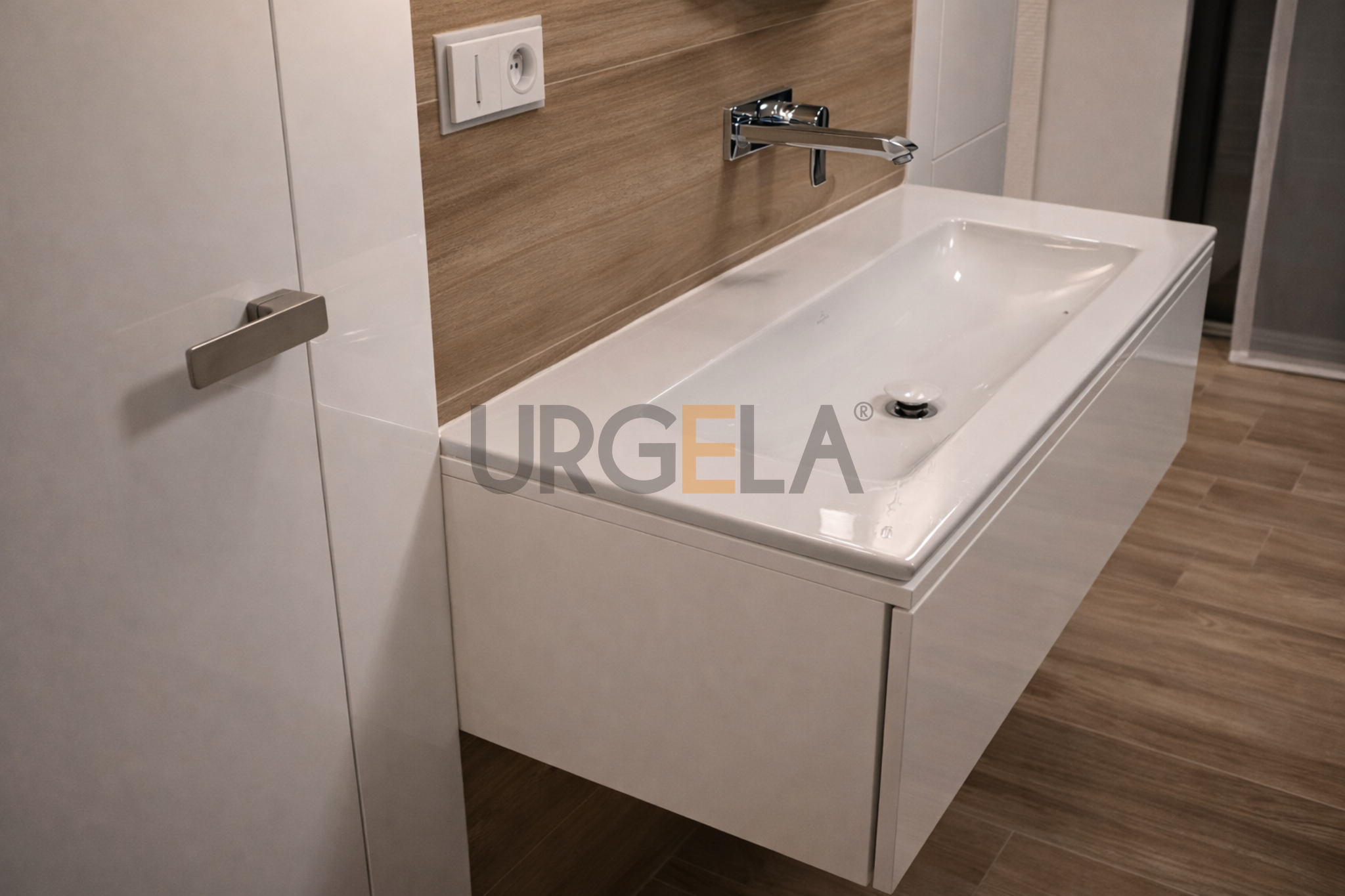 moderna kupelna na mieru s nabytkom na mieru znacky hanak